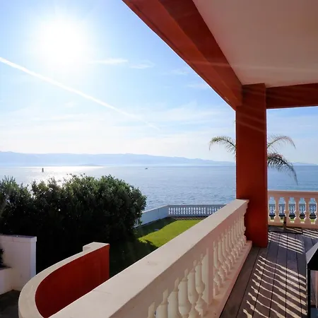 Josephine Bed & Breakfast *